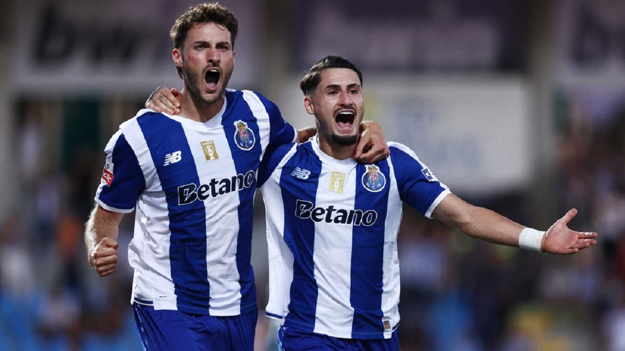 Santiago Gimenez di Porto: AC Milan Berpeluang Untung Setelah 3 Laga