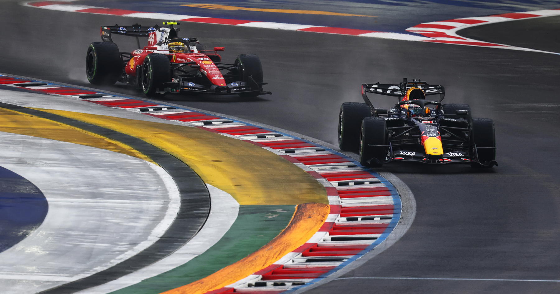 Verstappen Menangi Sprint F1 Singapura Setelah Hujan Lebat