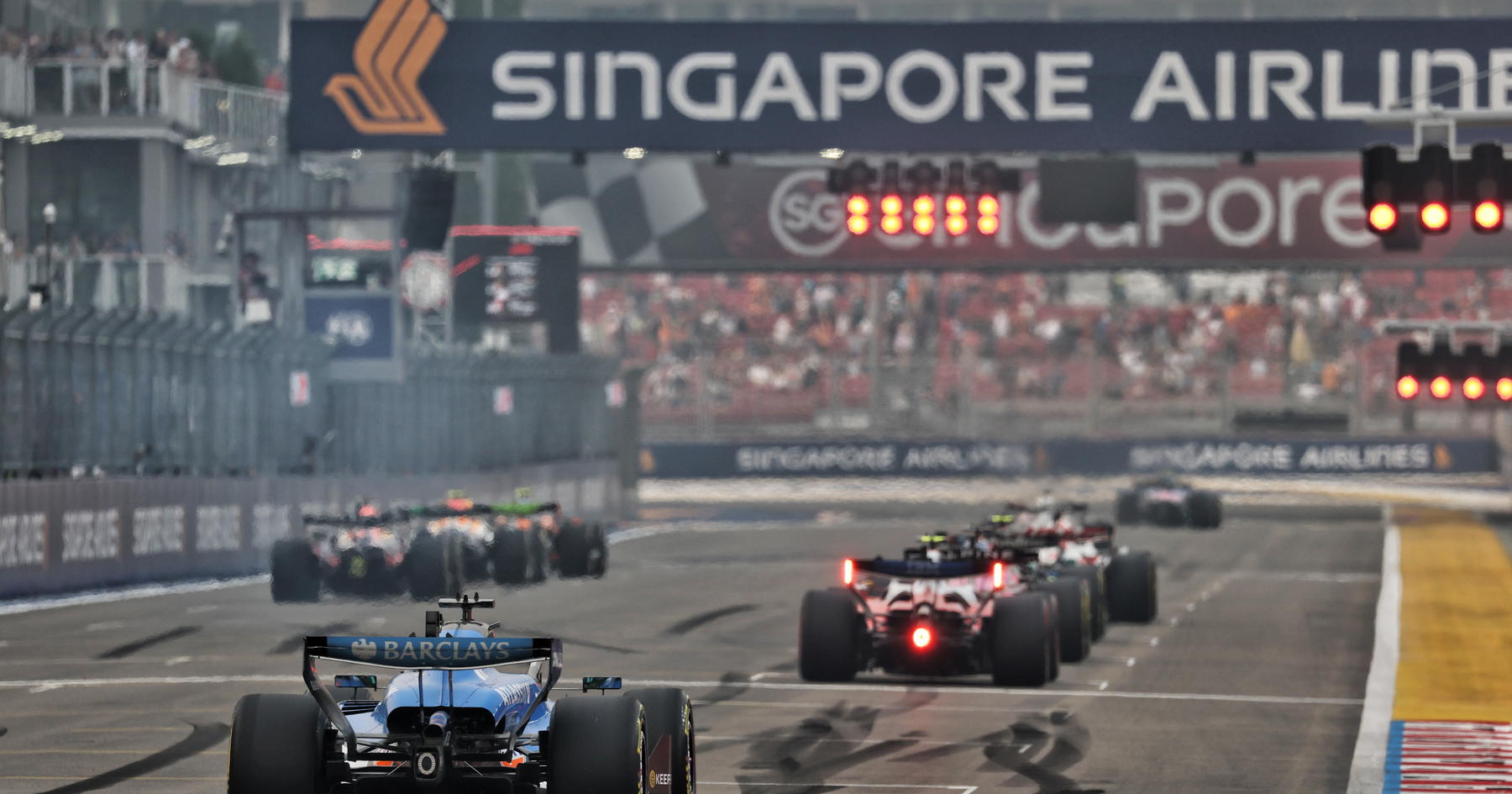 Verstappen Pole Position di Sprint F1 Singapura 2026