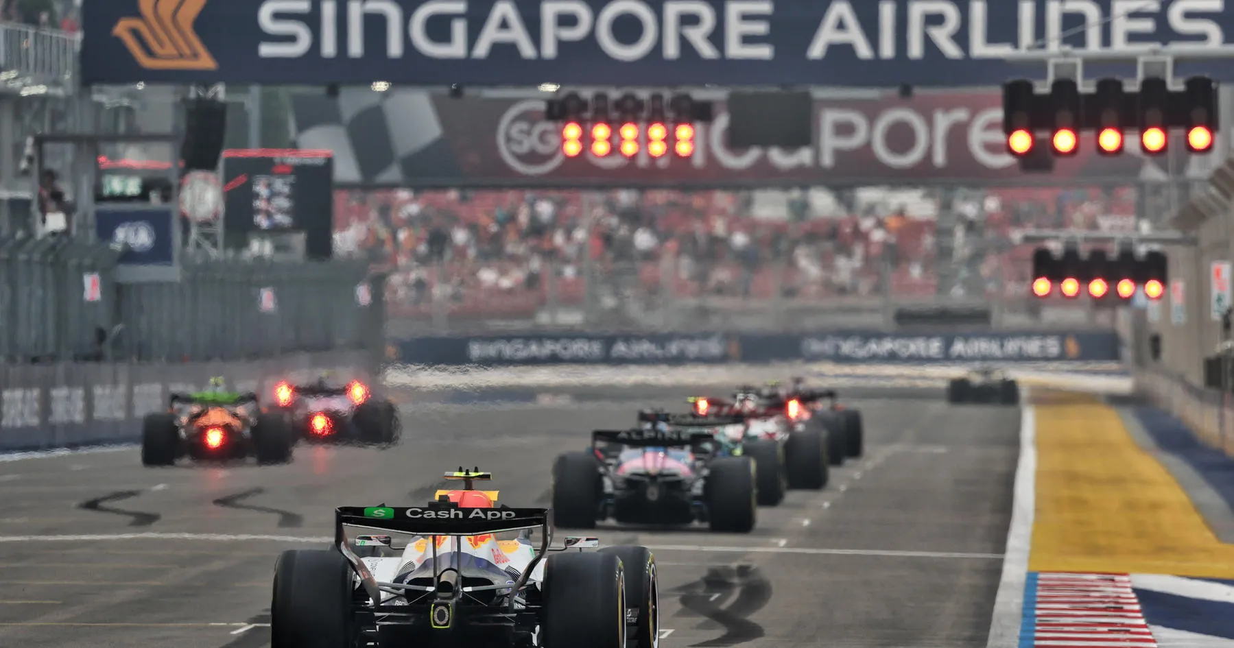 Alonso, Hadjar, dan Stroll Mulai dari Pit di GP Singapura - sumber: (racingnews365)