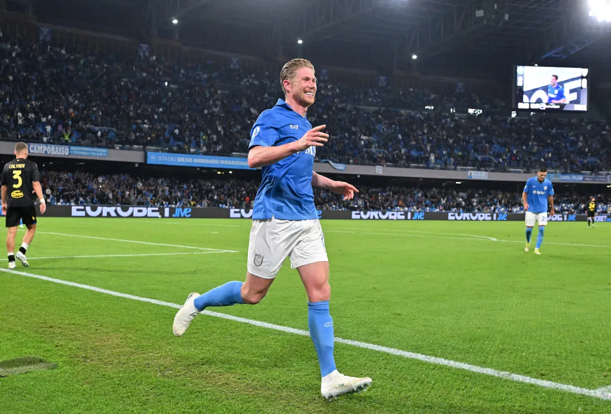 De Bruyne Pertimbangkan Peran Baru di Napoli, Akankah Sesuai? - sumber: (footballitalia)