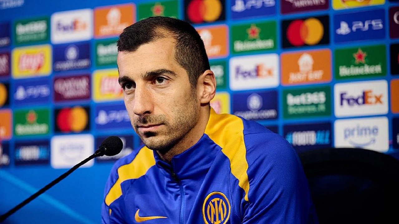 Diminta Gambarkan Henrikh Mkhitaryan dengan 1 Kata, Chivu: Pemimpi!