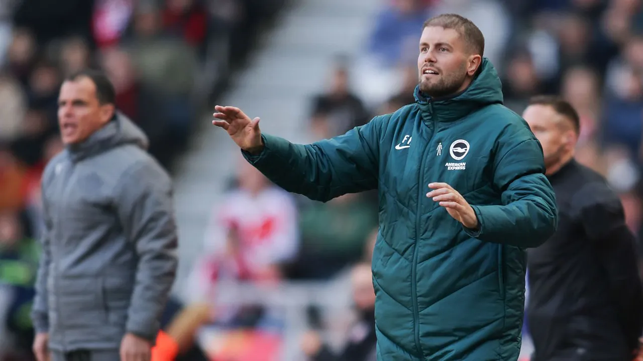 Fabian Hurzeler Puji Mentalitas Brighton Usai Taklukkan Sunderland