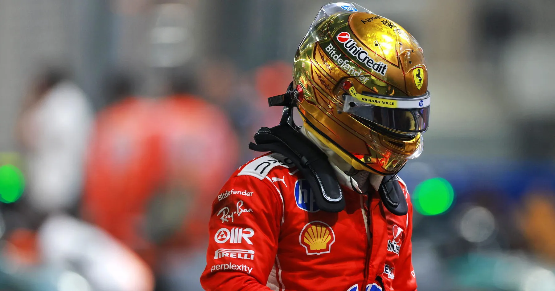 Ferrari Beri Kabar Kondisi Lewis Hamilton Usai Pemeriksaan Medis - sumber: (racingnews365)