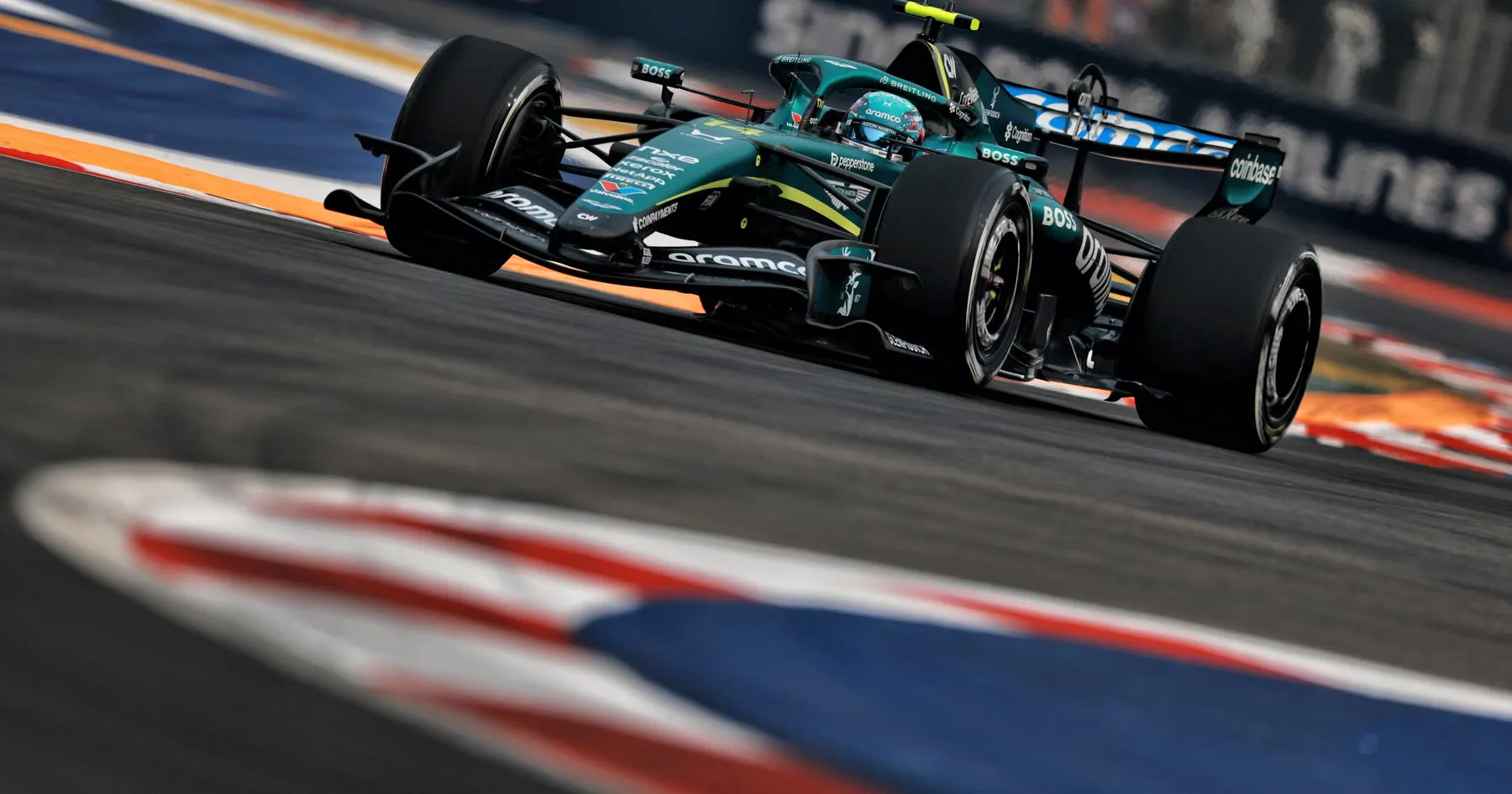 Honda Ganti Mesin Alonso Usai Investigasi Masalah - sumber: (racingnews365)