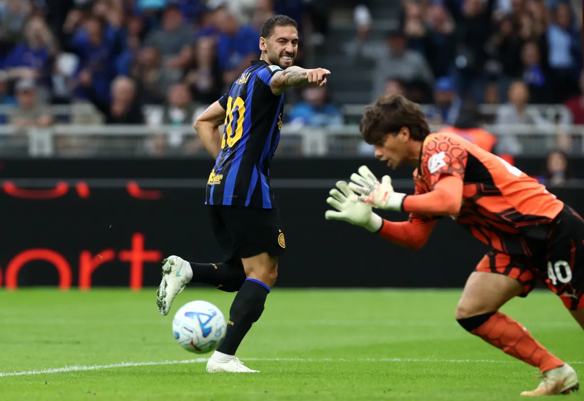 Inter Tundukkan Parma 3-0, Calhanoglu Gagalkan Debut Gilardino - sumber: (footballitalia)