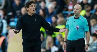 Keith Andrews Kecewa Meski Brentford Raih Poin di Markas Aston Villa