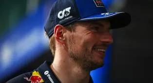 Max Verstappen Raih Pole Position di GP Singapura