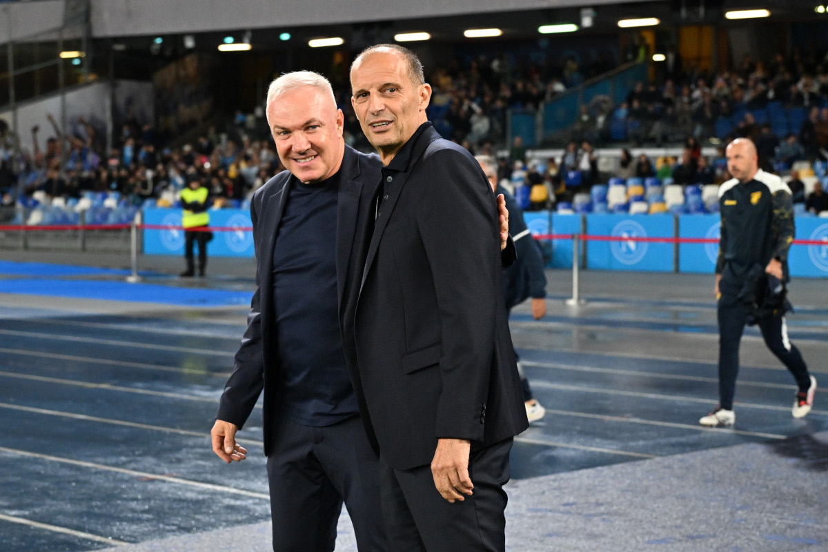 Napoli Tundukkan Frosinone 3-0, Alvini Keluhkan Hasil Terlalu Berat