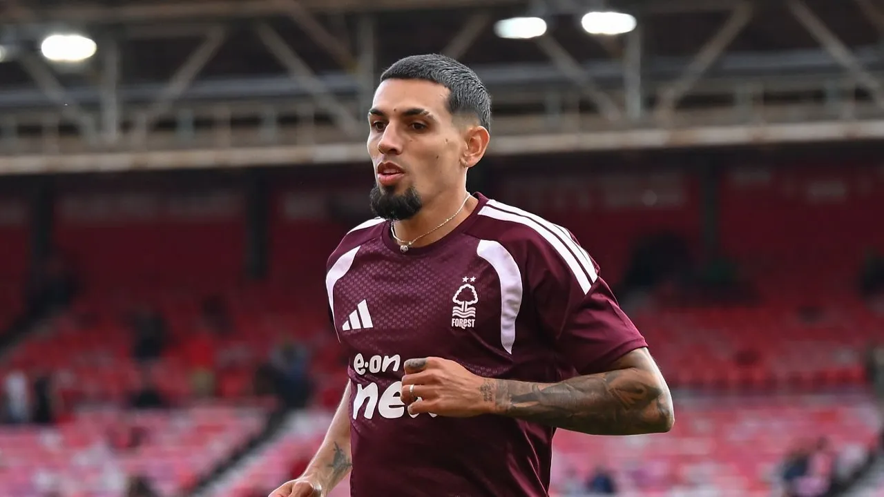 Oliver Glasner Harap Daniel Munoz Diterima Baik Fans Crystal Palace
