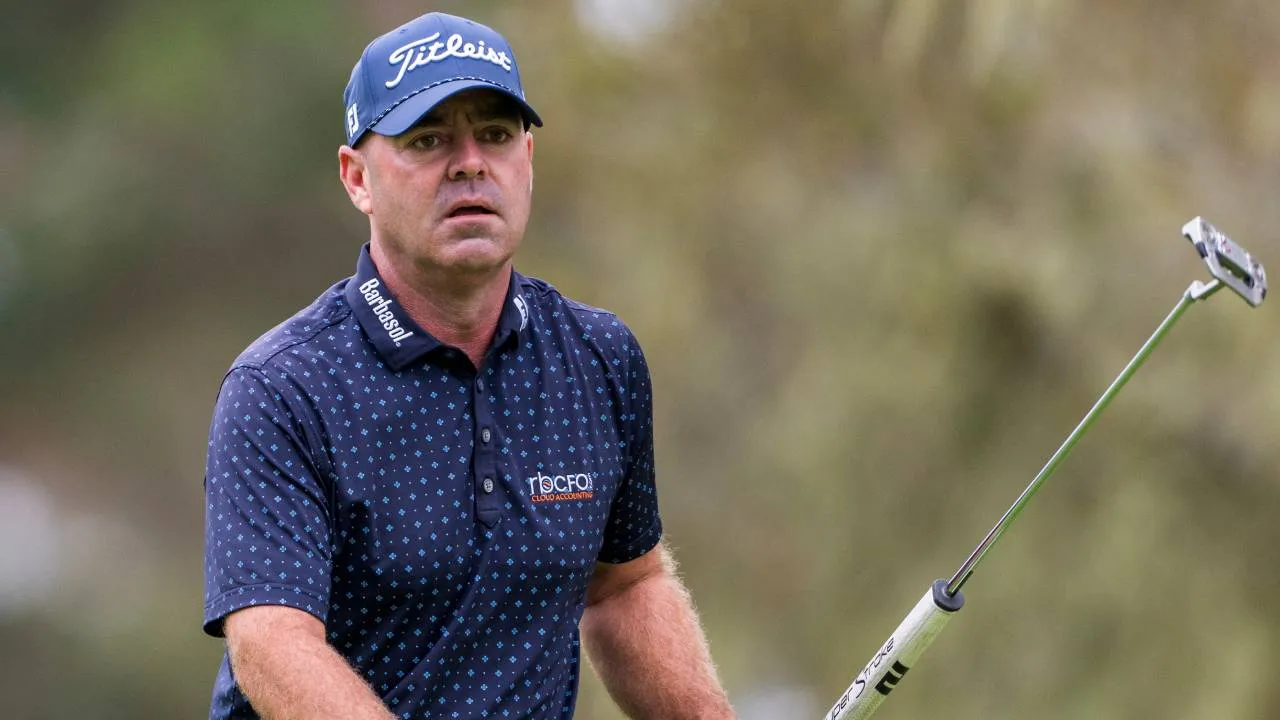 Ryan Armour unggul satu pukulan atas Paul Goydos dan pegolf Australia Rod Pampling yang sama-sama mengemas 64 pukulan atau delapan di bawah par. (Foto: Golf Digest)