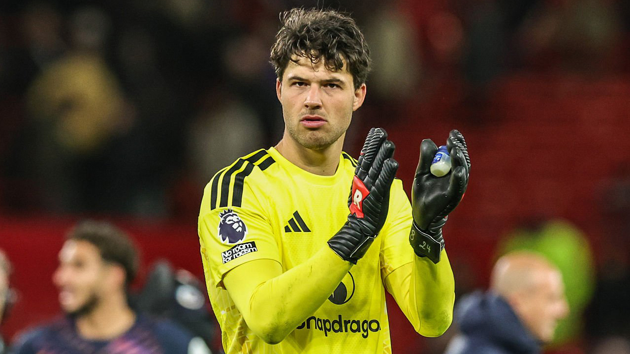 Senne Lammens Sebut MU Kehilangan Dua Poin Penting Saat Hadapi Spurs