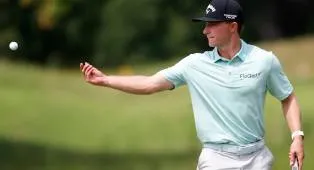Baru Berusia 19 Tahun, Blades Brown Sukses Amankan Kartu PGA Tour 2027