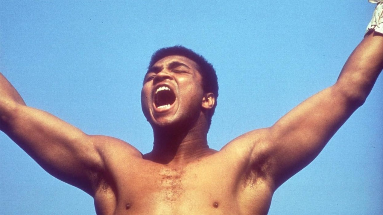 Enggan Sombong, Mike Tyson Sanjung Muhammad Ali Sebagai Petinju Terbaik
