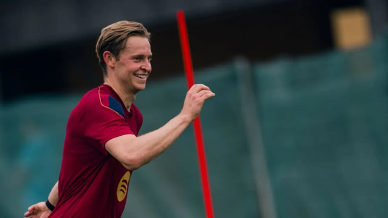 Frenkie de Jong Tak Ikut Menghadapi Galatasaray