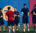Hansi Flick Peringatkan Pemain Barcelona Jelang Lawan Galatasaray