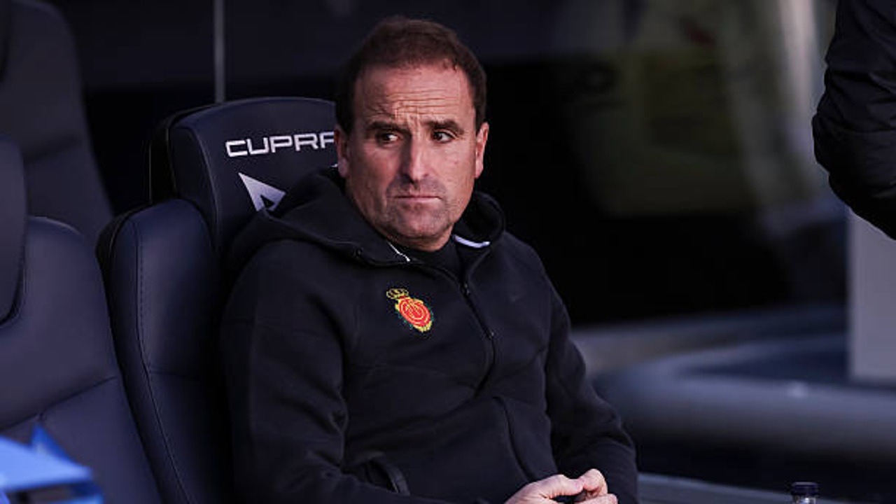 Jagoba Arrasate Kembali Tukangi Osasuna Usai Pemecatan Luis Miguel Ramis