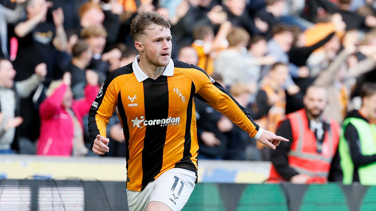 Joe Gelhardt Puas Cetak Gol dalam Laga Imbang Hull kontra Everton
