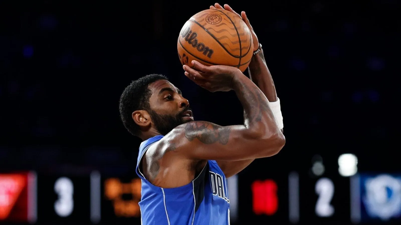 Kyrie Irving Bersinar Setelah Kembali dari Absen Panjang - sumber: (mainbasket)