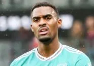 Micah Richards Terkejut Menyaksikan Duel Sengit Liverpool vs Man City