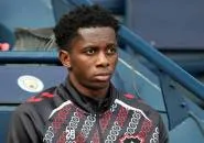 Alasan di Balik Absennya Jules Ahoka dari Skuad Sunderland