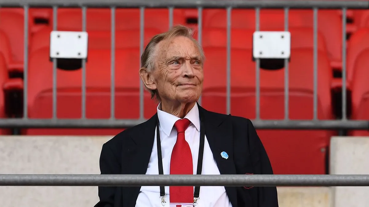 Arsenal Siapkan Penghormatan di Liga Champions untuk Ken Friar - sumber: (footballlondon)