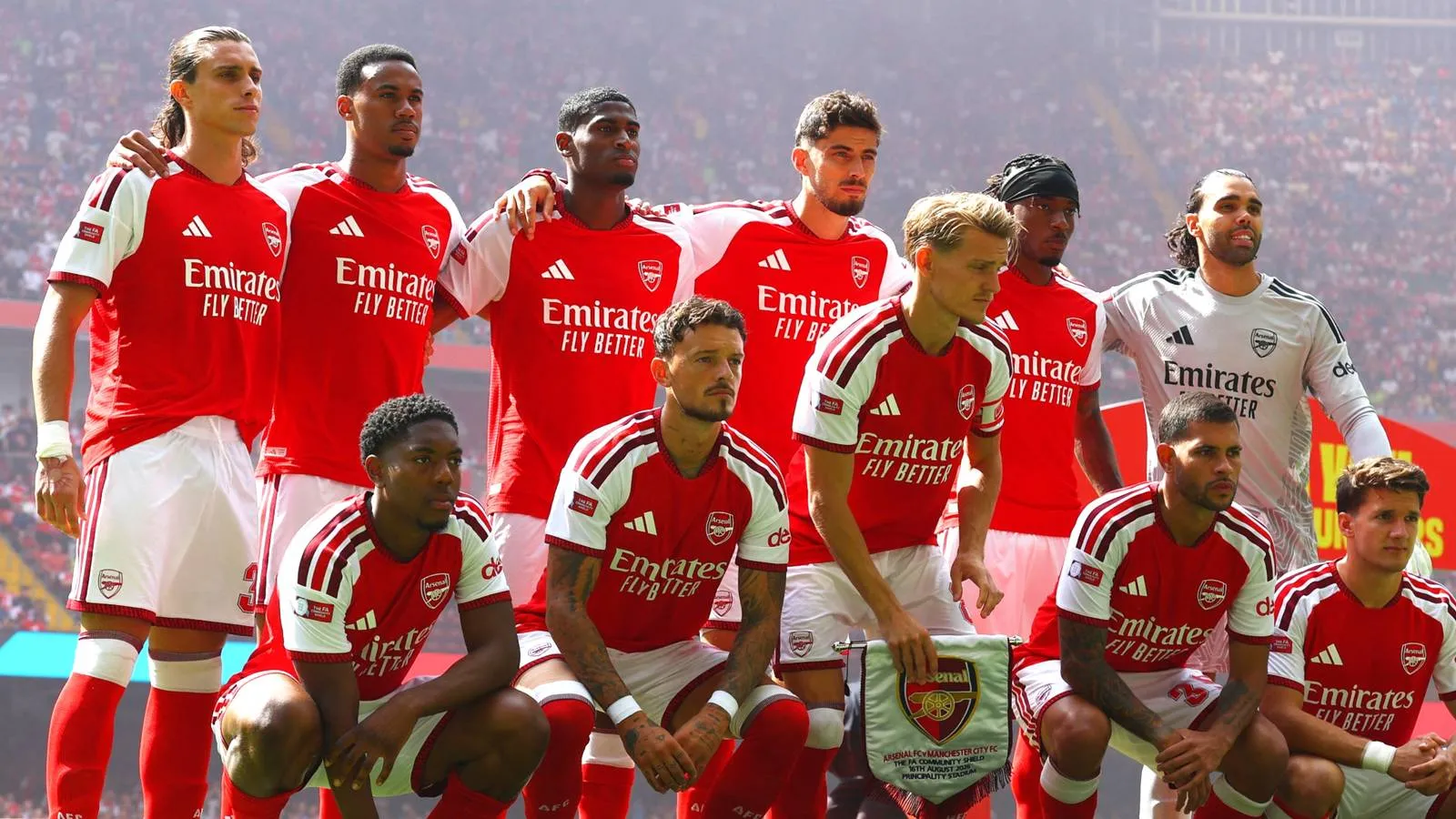 Arsenal Temukan Bintang Baru Terbaik Dunia di Posisi Kiper - sumber: (givemesport)