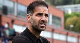 Cesc Fabregas: Wesley Layak Dapat Kartu Merah atas Pelanggaran Pada Diao