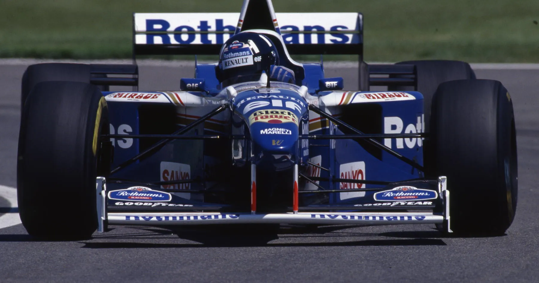Damon Hill Raih Gelar F1 1996 dalam Kondisi Unik - sumber: (racingnews365)