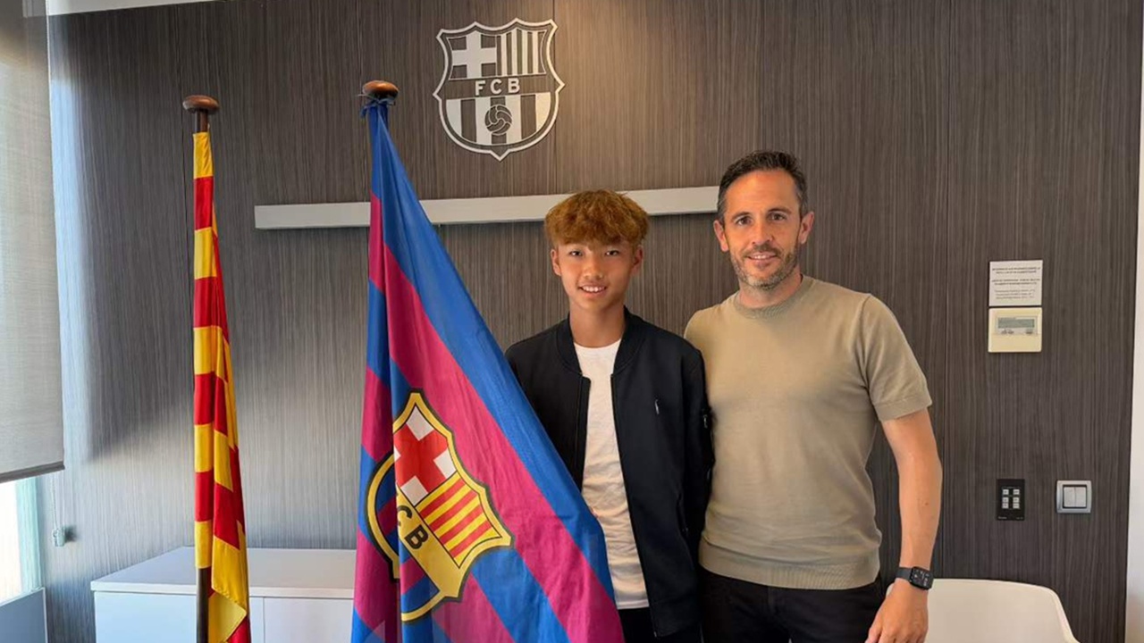 Haoyan Li: Jadi Pemain China Pertama Bermain di Barcelona