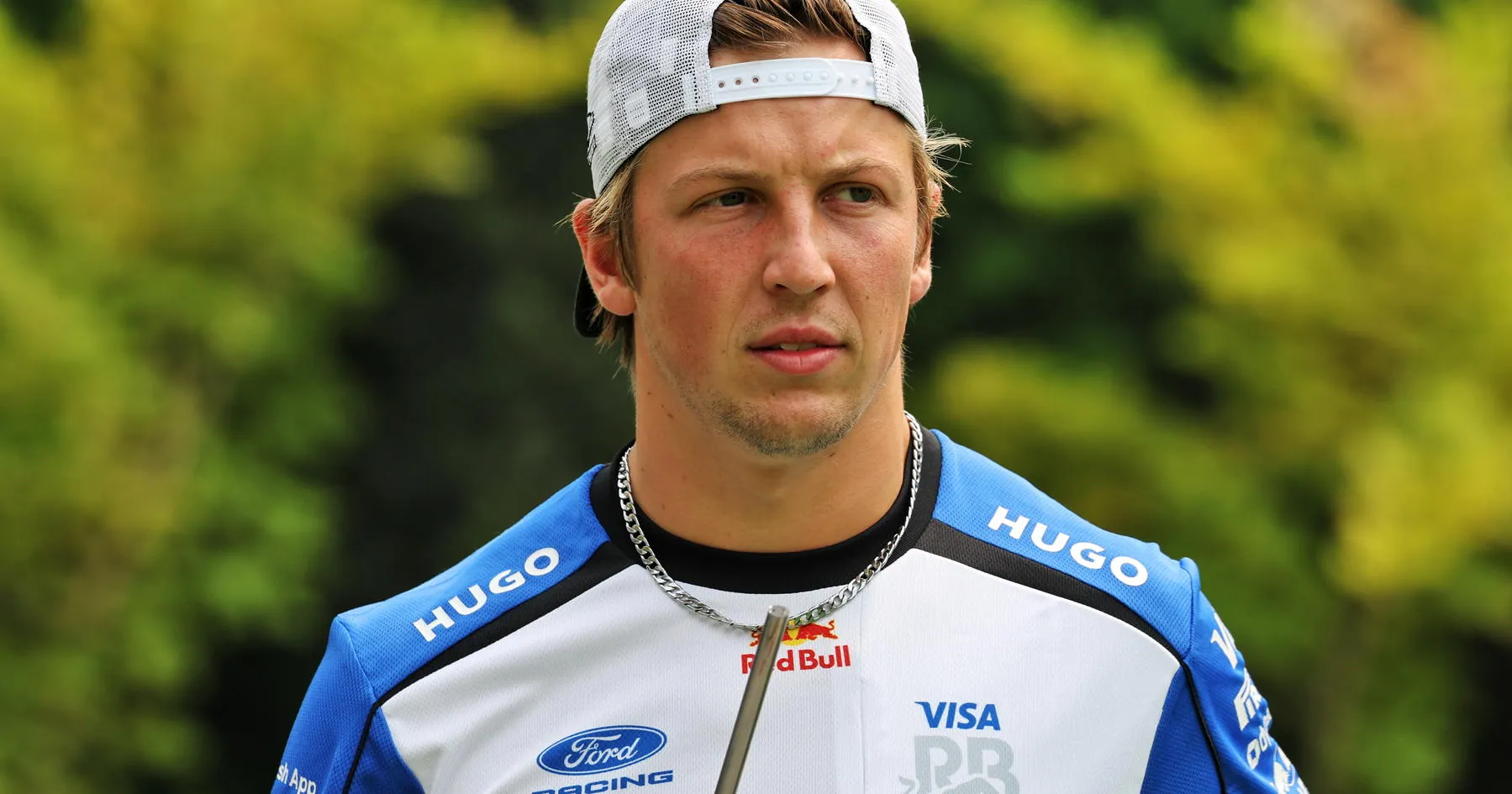 Liam Lawson Bela Sprint F1 di Sirkuit Jalanan Singapura - sumber: (racingnews365)