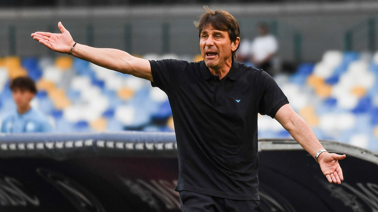 Manchester United Mulai Lakukan Negosiasi dengan Antonio Conte