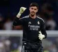 Masih Punya Thibaut Courtois, Real Madrid Tolak Tawaran Dua Kiper