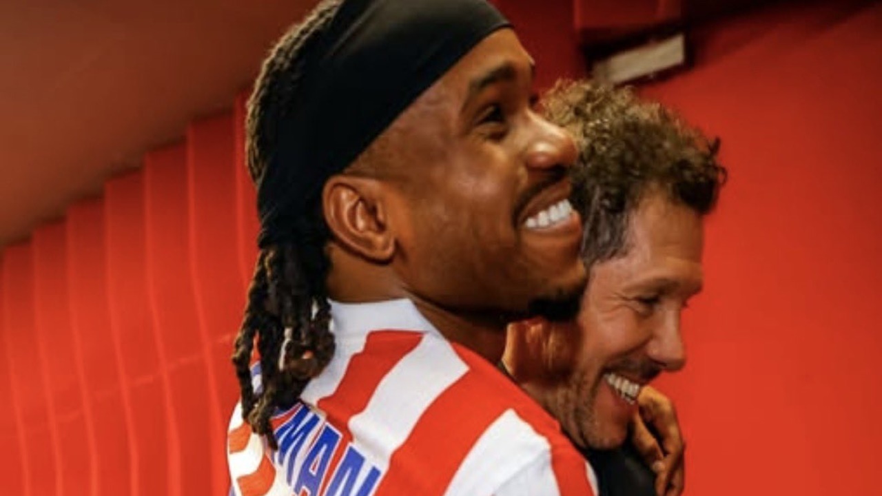 Simeone Soroti Performa Tiga Pemain Atletico Madrid Jelang vs Man United