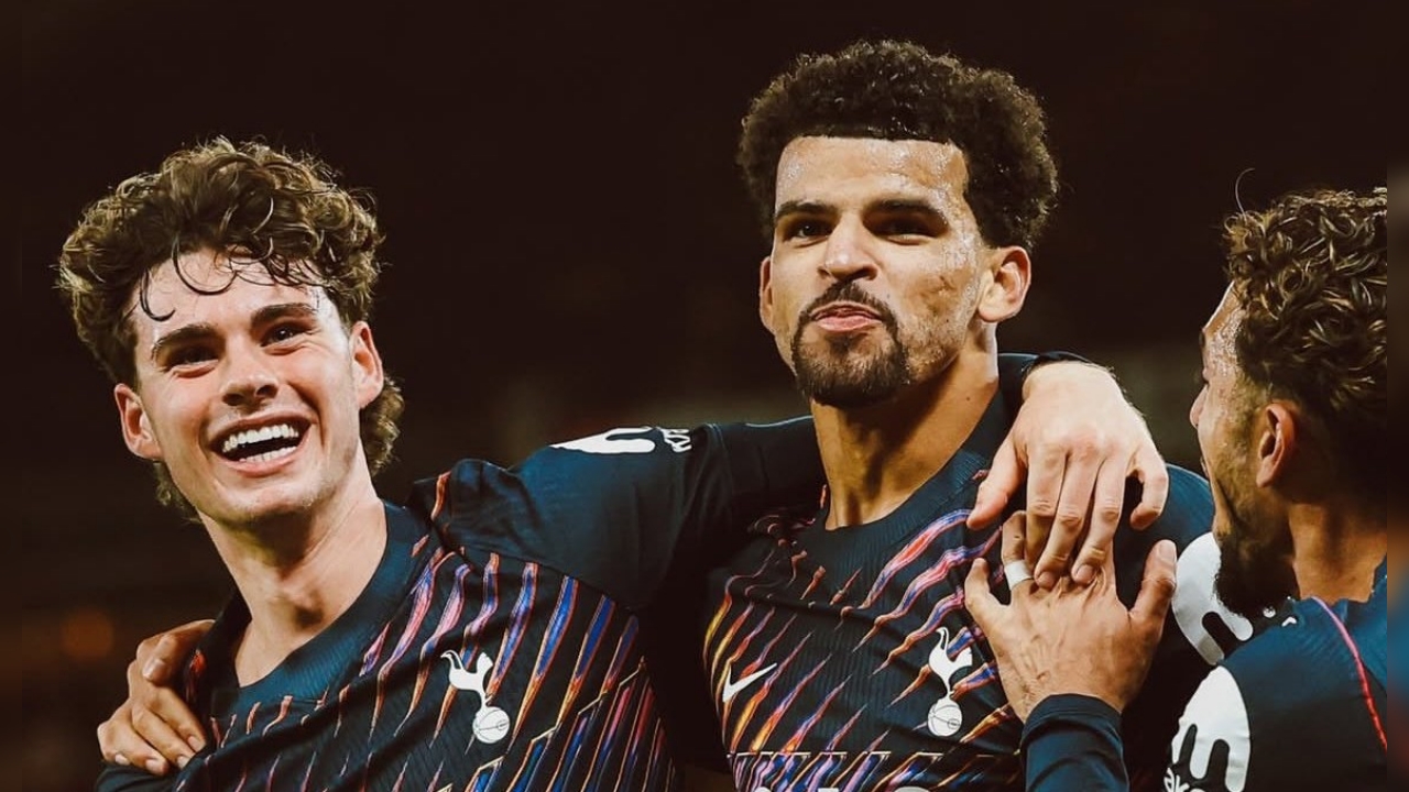 Solanke Soroti Karakter Luar Biasa Tottenham vs Man United