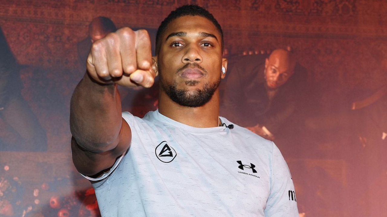 Anthony Joshua Merasa Lebih Dekat dengan Puncak Karier daripada Tyson Fury