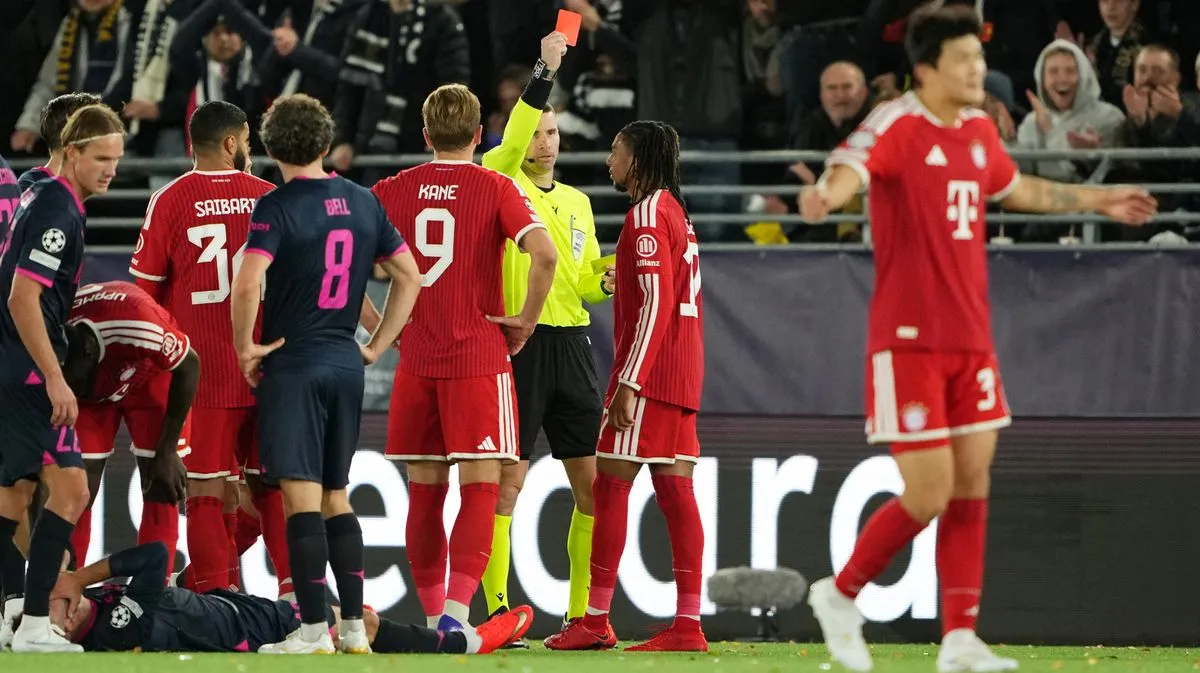 Arsenal Diuntungkan, Pemain Kunci Bayern Diskors - sumber: (footballlondon)