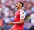 Arsenal Ungkap Alasan Saliba Absen dari Foto Tim