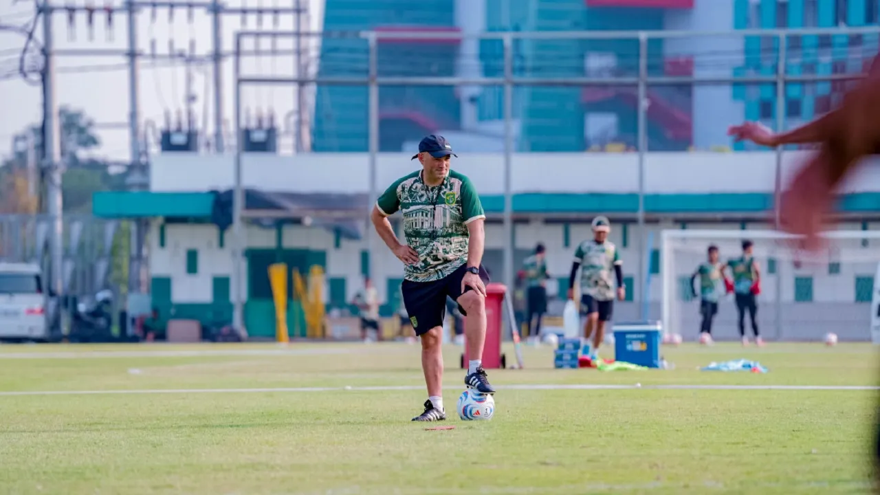 Pelatih Persebaya Surabaya, Bernardo Tavares