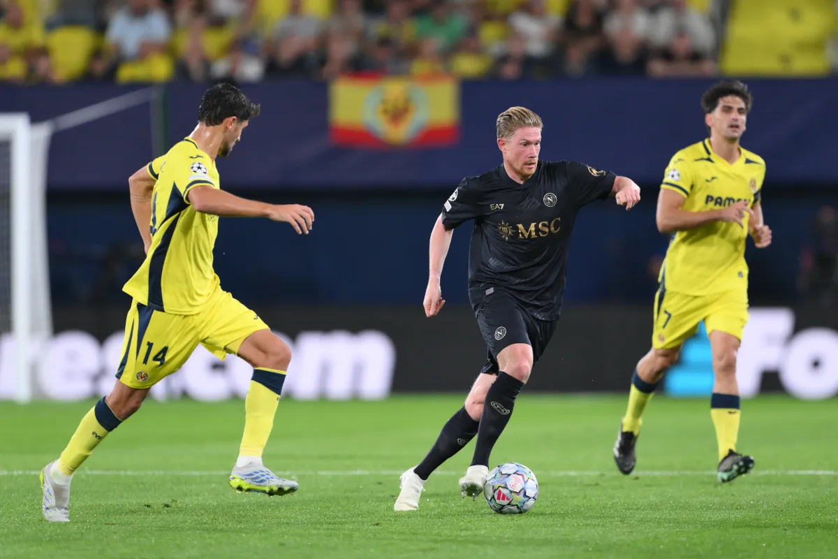 De Bruyne Taktik Berhasil, Allegri Terkecoh di Kekalahan Napoli 1-3 dari Villarreal - sumber: (footballitalia)