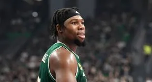 Guerschon Yabusele Menuduh Penggemar Partizan Belgrade Meludahinya