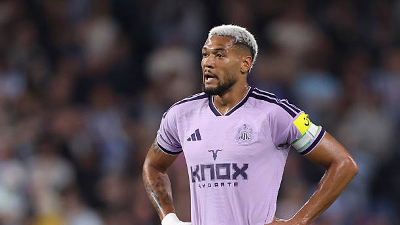 Joelinton Minta Maaf Usai Newcastle United Dilibas Coventry City