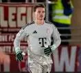 Jonas Urbig Akui Bayern Kesulitan Bertahan Usai Kehilangan Olise