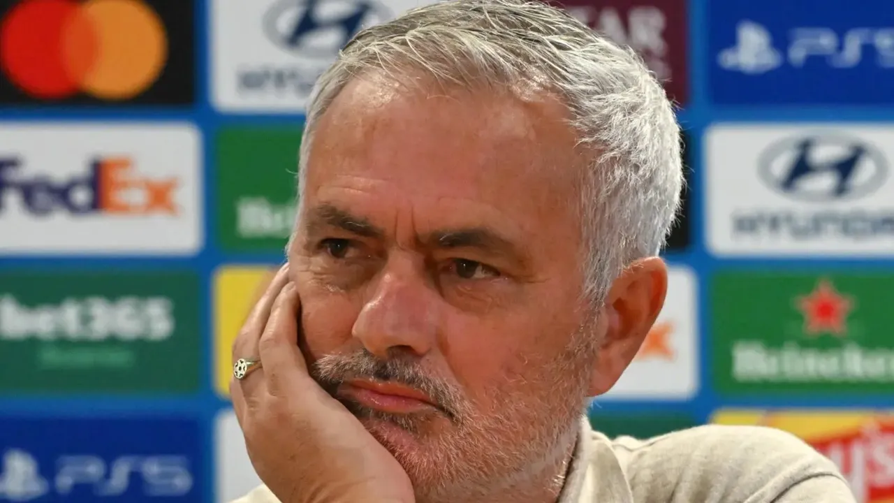 Jose Mourinho Tidak Memiliki Pengawal Atau Gladiator