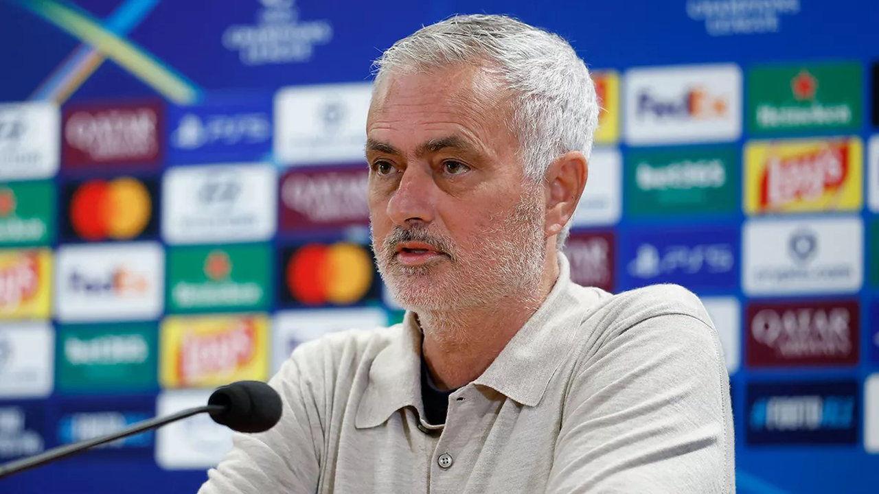 Jose Mourinho Usung Misi Kemenangan di Markas Sang Mantan