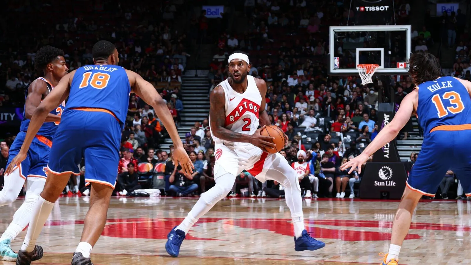 Kawhi Leonard Kembali ke Toronto, Kebugaran Belum Sempurna - sumber: (mainbasket)