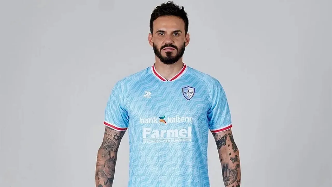Kiper anyar Isenmulang Kalteng FC, Lucas Frigeri