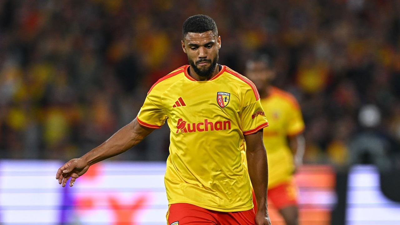 Matthieu Udol Tolak Aston Villa Demi Main di Liga Champions Bersama Lens