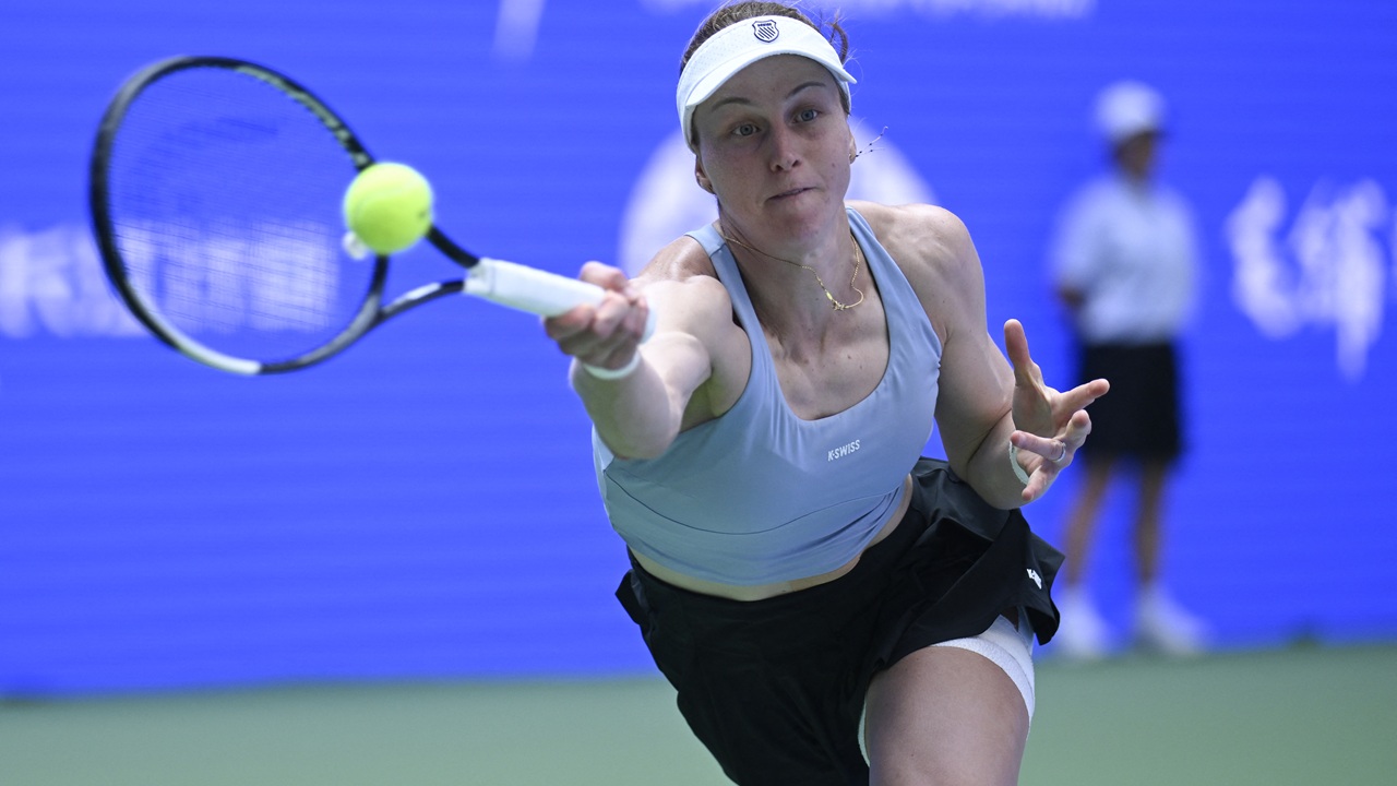 Merasa Segar Menuju Akhir Musim, Liudmila Samsonova Bertahan Di Wuhan