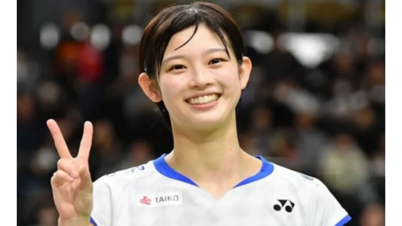 Para Penggemar Antusias Rayakan Ulang Tahun Bintang Jepang Maya Taguchi